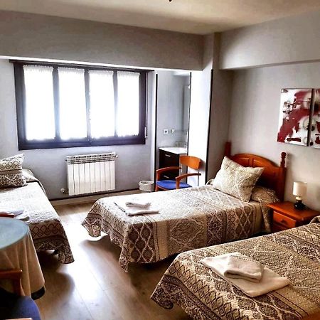 Hostal El Pesquero Burgo Kültér fotó
